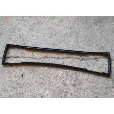 USZCZELKA GARDZIELI ŚRUTOWNIK BIJAKOWY 