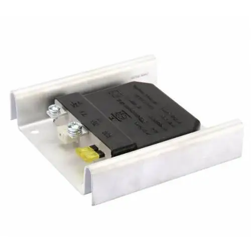 REGULATOR NAPIĘCIA Z BEZPIECZNIKIEM BELARUS MTZ 